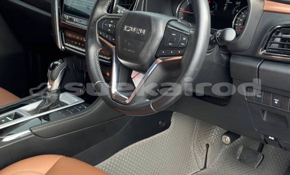 Buy Used Isuzu MU-X Brown Car in Bangkok in Bangkok Buy Used Isuzu MU-X Brown Car in Bangkok in Bangkok