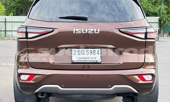 Buy Used Isuzu MU-X Brown Car in Bangkok in Bangkok Buy Used Isuzu MU-X Brown Car in Bangkok in Bangkok