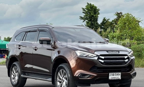 Buy Used Isuzu MU-X Brown Car in Bangkok in Bangkok Buy Used Isuzu MU-X Brown Car in Bangkok in Bangkok