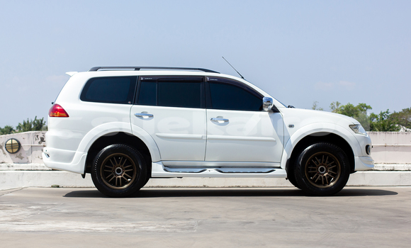 Buy Used Mitsubishi Pajero Sport White Car in Bangkok in Bangkok Buy Used Mitsubishi Pajero Sport White Car in Bangkok in Bangkok
