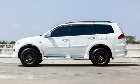 Buy Used Mitsubishi Pajero Sport White Car in Bangkok in Bangkok Buy Used Mitsubishi Pajero Sport White Car in Bangkok in Bangkok