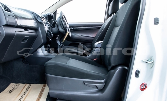 ซื้อ รถมือสอง Isuzu D-Max ขาว รถยนต์ ใน %{เมือง} ใน กรุงเทพมหานคร ซื้อ รถมือสอง Isuzu D-Max ขาว รถยนต์ ใน %{เมือง} ใน กรุงเทพมหานคร