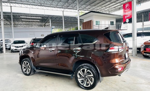 Buy Used Isuzu MU-X Brown Car in Bangkok in Bangkok Buy Used Isuzu MU-X Brown Car in Bangkok in Bangkok