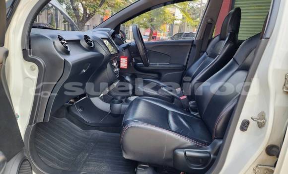 ซื้อ รถมือสอง Honda Mobilio ขาว รถยนต์ ใน %{เมือง} ใน กรุงเทพมหานคร ซื้อ รถมือสอง Honda Mobilio ขาว รถยนต์ ใน %{เมือง} ใน กรุงเทพมหานคร