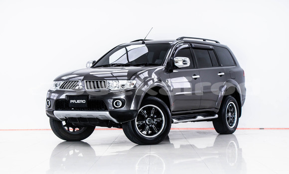 ซื้อ รถมือสอง Mitsubishi Pajero Sport สีน้ำตาล รถยนต์ ใน %{เมือง} ใน กรุงเทพมหานคร ซื้อ รถมือสอง Mitsubishi Pajero Sport สีน้ำตาล รถยนต์ ใน %{เมือง} ใน กรุงเทพมหานคร