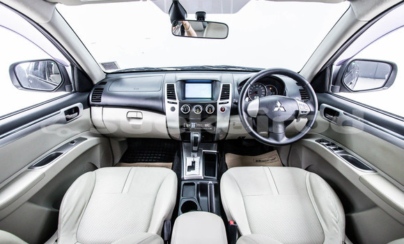 ซื้อ รถมือสอง Mitsubishi Pajero Sport สีน้ำตาล รถยนต์ ใน %{เมือง} ใน กรุงเทพมหานคร ซื้อ รถมือสอง Mitsubishi Pajero Sport สีน้ำตาล รถยนต์ ใน %{เมือง} ใน กรุงเทพมหานคร