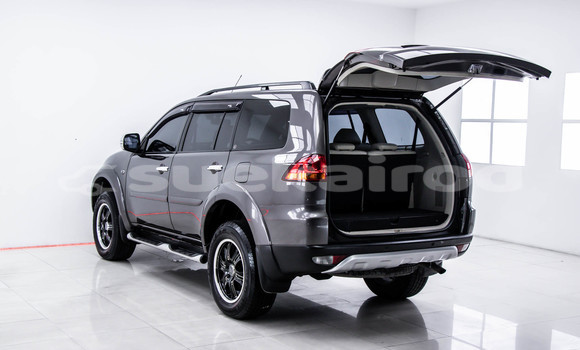ซื้อ รถมือสอง Mitsubishi Pajero Sport สีน้ำตาล รถยนต์ ใน %{เมือง} ใน กรุงเทพมหานคร ซื้อ รถมือสอง Mitsubishi Pajero Sport สีน้ำตาล รถยนต์ ใน %{เมือง} ใน กรุงเทพมหานคร