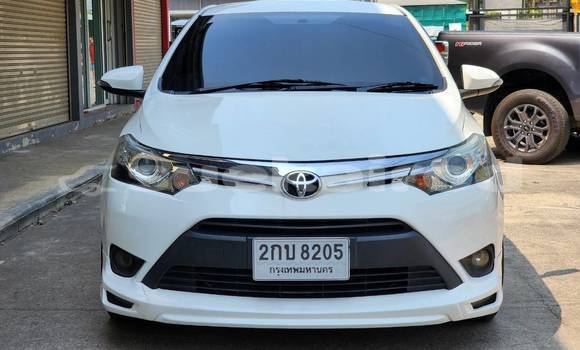 ซื้อ รถมือสอง Toyota Vios ขาว รถยนต์ ใน %{เมือง} ใน กรุงเทพมหานคร