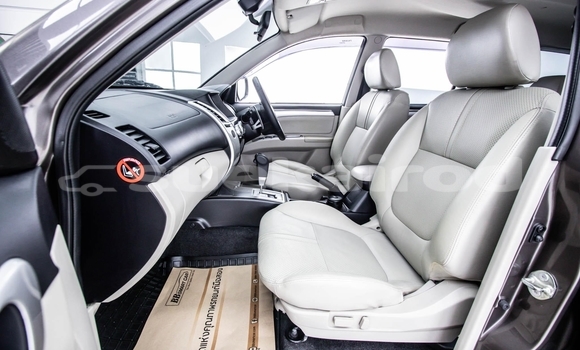 ซื้อ รถมือสอง Mitsubishi Pajero Sport สีน้ำตาล รถยนต์ ใน %{เมือง} ใน กรุงเทพมหานคร ซื้อ รถมือสอง Mitsubishi Pajero Sport สีน้ำตาล รถยนต์ ใน %{เมือง} ใน กรุงเทพมหานคร