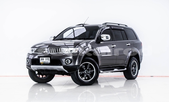 ซื้อ รถมือสอง Mitsubishi Pajero Sport สีน้ำตาล รถยนต์ ใน %{เมือง} ใน กรุงเทพมหานคร ซื้อ รถมือสอง Mitsubishi Pajero Sport สีน้ำตาล รถยนต์ ใน %{เมือง} ใน กรุงเทพมหานคร