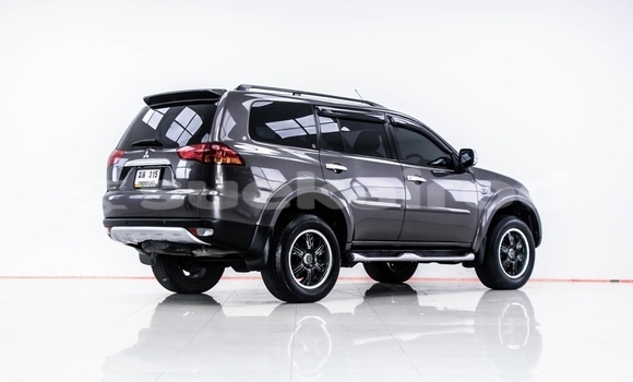 ซื้อ รถมือสอง Mitsubishi Pajero Sport สีน้ำตาล รถยนต์ ใน %{เมือง} ใน กรุงเทพมหานคร ซื้อ รถมือสอง Mitsubishi Pajero Sport สีน้ำตาล รถยนต์ ใน %{เมือง} ใน กรุงเทพมหานคร