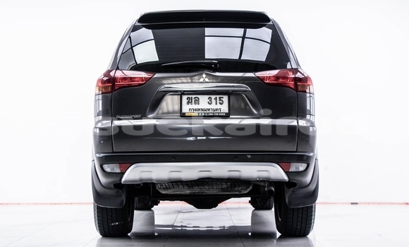 ซื้อ รถมือสอง Mitsubishi Pajero Sport สีน้ำตาล รถยนต์ ใน %{เมือง} ใน กรุงเทพมหานคร ซื้อ รถมือสอง Mitsubishi Pajero Sport สีน้ำตาล รถยนต์ ใน %{เมือง} ใน กรุงเทพมหานคร