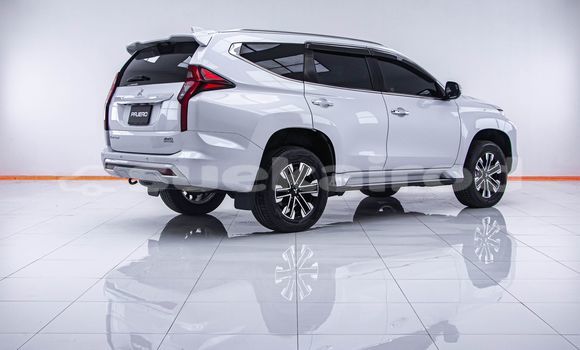 ซื้อ รถมือสอง Mitsubishi Pajero ขาว รถยนต์ ใน %{เมือง} ใน กรุงเทพมหานคร ซื้อ รถมือสอง Mitsubishi Pajero ขาว รถยนต์ ใน %{เมือง} ใน กรุงเทพมหานคร