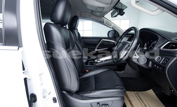 ซื้อ รถมือสอง Mitsubishi Pajero ขาว รถยนต์ ใน %{เมือง} ใน กรุงเทพมหานคร ซื้อ รถมือสอง Mitsubishi Pajero ขาว รถยนต์ ใน %{เมือง} ใน กรุงเทพมหานคร