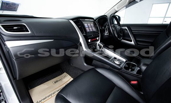 ซื้อ รถมือสอง Mitsubishi Pajero ขาว รถยนต์ ใน %{เมือง} ใน กรุงเทพมหานคร ซื้อ รถมือสอง Mitsubishi Pajero ขาว รถยนต์ ใน %{เมือง} ใน กรุงเทพมหานคร