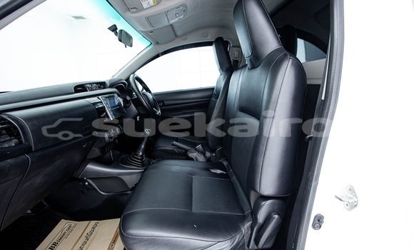 Buy Used Toyota Hiluxe Revo White Car in Bangkok in Bangkok Buy Used Toyota Hiluxe Revo White Car in Bangkok in Bangkok