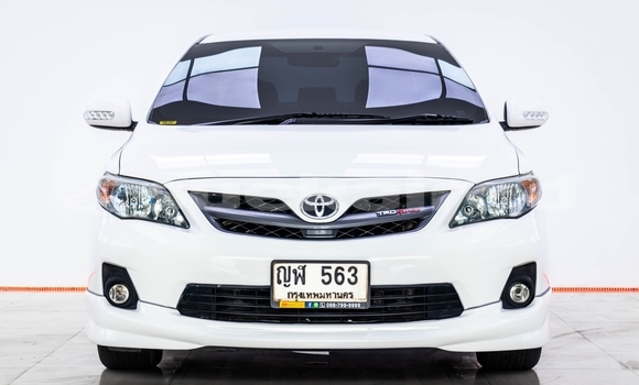 Buy Used Toyota Altis White Car in Bangkok in Bangkok