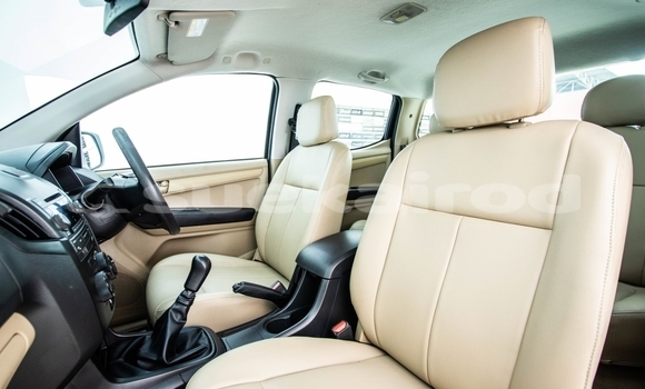 ซื้อ รถมือสอง Isuzu D-Max ขาว รถยนต์ ใน %{เมือง} ใน กรุงเทพมหานคร ซื้อ รถมือสอง Isuzu D-Max ขาว รถยนต์ ใน %{เมือง} ใน กรุงเทพมหานคร