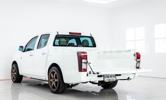 ซื้อ รถมือสอง Isuzu D-Max ขาว รถยนต์ ใน %{เมือง} ใน กรุงเทพมหานคร ซื้อ รถมือสอง Isuzu D-Max ขาว รถยนต์ ใน %{เมือง} ใน กรุงเทพมหานคร