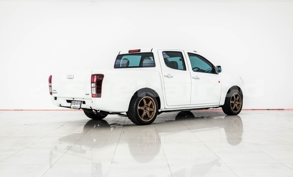 ซื้อ รถมือสอง Isuzu D-Max ขาว รถยนต์ ใน %{เมือง} ใน กรุงเทพมหานคร ซื้อ รถมือสอง Isuzu D-Max ขาว รถยนต์ ใน %{เมือง} ใน กรุงเทพมหานคร