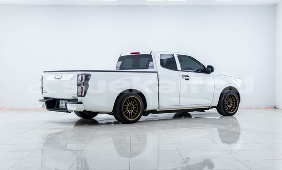 ซื้อ รถมือสอง Isuzu D-Max ขาว รถยนต์ ใน %{เมือง} ใน กรุงเทพมหานคร ซื้อ รถมือสอง Isuzu D-Max ขาว รถยนต์ ใน %{เมือง} ใน กรุงเทพมหานคร