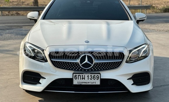 Buy Used Mercedes-Benz E-Classe White Car in Bangkok in Bangkok