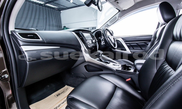 ซื้อ รถมือสอง Mitsubishi Pajero Sport สีน้ำตาล รถยนต์ ใน %{เมือง} ใน กรุงเทพมหานคร ซื้อ รถมือสอง Mitsubishi Pajero Sport สีน้ำตาล รถยนต์ ใน %{เมือง} ใน กรุงเทพมหานคร