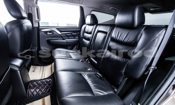 ซื้อ รถมือสอง Mitsubishi Pajero Sport สีน้ำตาล รถยนต์ ใน %{เมือง} ใน กรุงเทพมหานคร ซื้อ รถมือสอง Mitsubishi Pajero Sport สีน้ำตาล รถยนต์ ใน %{เมือง} ใน กรุงเทพมหานคร