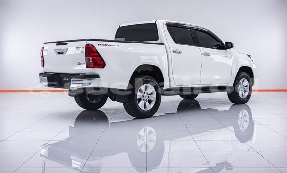 ซื้อ รถมือสอง Toyota Hiluxe Revo ขาว รถยนต์ ใน %{เมือง} ใน กรุงเทพมหานคร ซื้อ รถมือสอง Toyota Hiluxe Revo ขาว รถยนต์ ใน %{เมือง} ใน กรุงเทพมหานคร