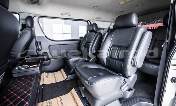 ซื้อ รถมือสอง Toyota Ventury ขาว รถยนต์ ใน %{เมือง} ใน กรุงเทพมหานคร ซื้อ รถมือสอง Toyota Ventury ขาว รถยนต์ ใน %{เมือง} ใน กรุงเทพมหานคร