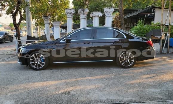 Buy Used Mercedes-Benz E-Classe Black Car in Bangkok in Bangkok Buy Used Mercedes-Benz E-Classe Black Car in Bangkok in Bangkok