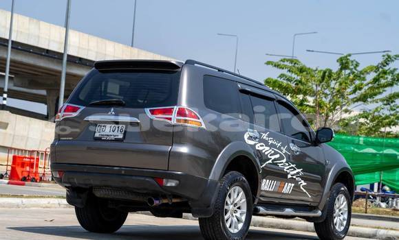 ซื้อ รถมือสอง Mitsubishi Pajero Sport สีน้ำตาล รถยนต์ ใน %{เมือง} ใน กรุงเทพมหานคร ซื้อ รถมือสอง Mitsubishi Pajero Sport สีน้ำตาล รถยนต์ ใน %{เมือง} ใน กรุงเทพมหานคร