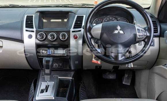 ซื้อ รถมือสอง Mitsubishi Pajero Sport สีน้ำตาล รถยนต์ ใน %{เมือง} ใน กรุงเทพมหานคร ซื้อ รถมือสอง Mitsubishi Pajero Sport สีน้ำตาล รถยนต์ ใน %{เมือง} ใน กรุงเทพมหานคร
