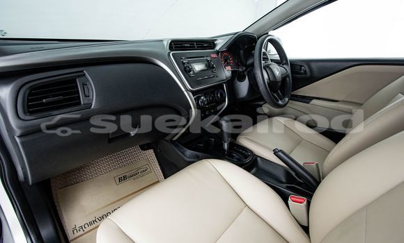 ซื้อ รถมือสอง Honda City อื่น ๆ รถยนต์ ใน %{เมือง} ใน กรุงเทพมหานคร ซื้อ รถมือสอง Honda City อื่น ๆ รถยนต์ ใน %{เมือง} ใน กรุงเทพมหานคร