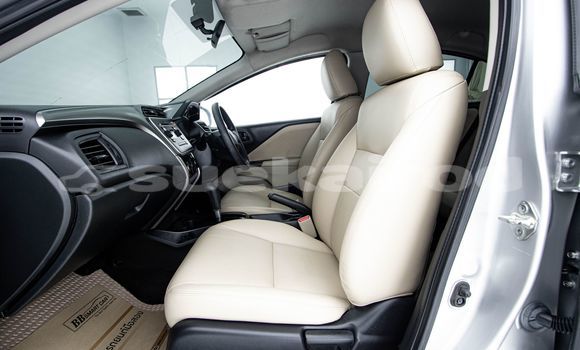 ซื้อ รถมือสอง Honda City อื่น ๆ รถยนต์ ใน %{เมือง} ใน กรุงเทพมหานคร ซื้อ รถมือสอง Honda City อื่น ๆ รถยนต์ ใน %{เมือง} ใน กรุงเทพมหานคร