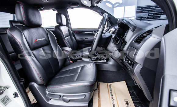 ซื้อ รถมือสอง Isuzu D-Max ขาว รถยนต์ ใน %{เมือง} ใน กรุงเทพมหานคร ซื้อ รถมือสอง Isuzu D-Max ขาว รถยนต์ ใน %{เมือง} ใน กรุงเทพมหานคร