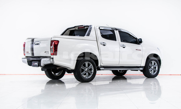 ซื้อ รถมือสอง Isuzu D-Max ขาว รถยนต์ ใน %{เมือง} ใน กรุงเทพมหานคร ซื้อ รถมือสอง Isuzu D-Max ขาว รถยนต์ ใน %{เมือง} ใน กรุงเทพมหานคร