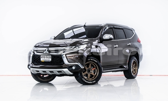 Buy Used Mitsubishi Pajero Sport Brown Car in Bangkok in Bangkok Buy Used Mitsubishi Pajero Sport Brown Car in Bangkok in Bangkok
