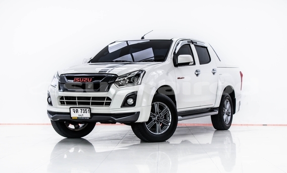Buy Used Isuzu D–MAX White Car in Bangkok in Bangkok Buy Used Isuzu D–MAX White Car in Bangkok in Bangkok