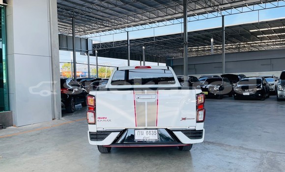 Buy Used Isuzu D-Max White Car in Bangkok in Bangkok Buy Used Isuzu D-Max White Car in Bangkok in Bangkok