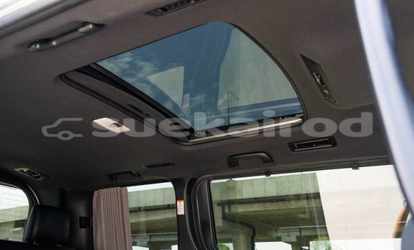 Buy Used Toyota Voxy White Car in Bangkok in Bangkok Buy Used Toyota Voxy White Car in Bangkok in Bangkok