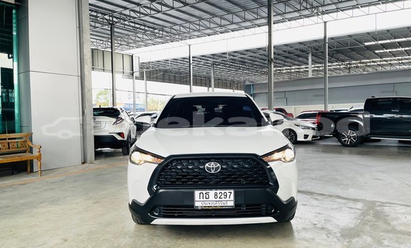 ซื้อ รถมือสอง Toyota Corolla Cross ขาว รถยนต์ ใน %{เมือง} ใน กรุงเทพมหานคร