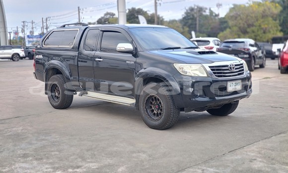 Buy Used Toyota Hiluxe VIGO Black Car in Phitsanulok in Phitsanulok Buy Used Toyota Hiluxe VIGO Black Car in Phitsanulok in Phitsanulok
