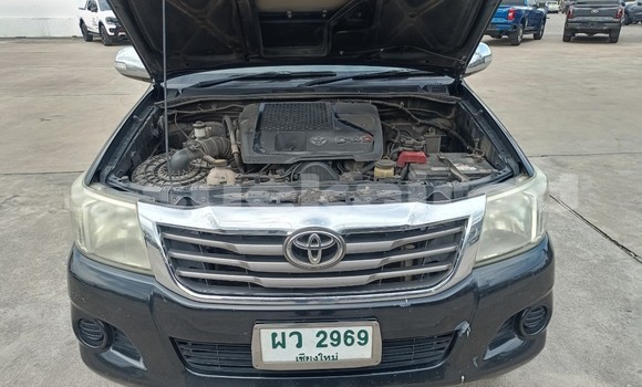 Buy Used Toyota Hiluxe VIGO Black Car in Phitsanulok in Phitsanulok Buy Used Toyota Hiluxe VIGO Black Car in Phitsanulok in Phitsanulok