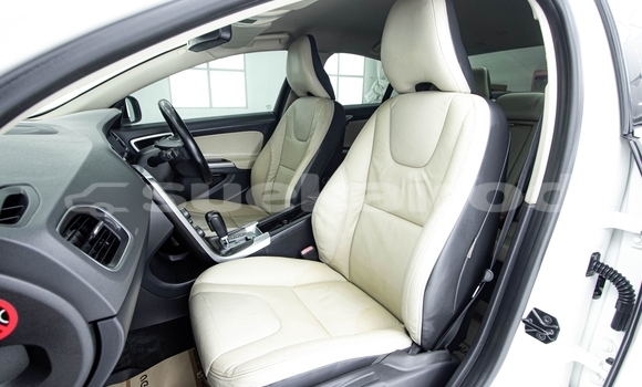 Buy Used Volvo S60 White Car in Bangkok in Bangkok Buy Used Volvo S60 White Car in Bangkok in Bangkok