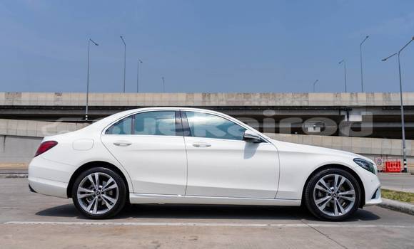 Buy Used Mercedes‒Benz C–Class White Car in Bangkok in Bangkok Buy Used Mercedes‒Benz C–Class White Car in Bangkok in Bangkok