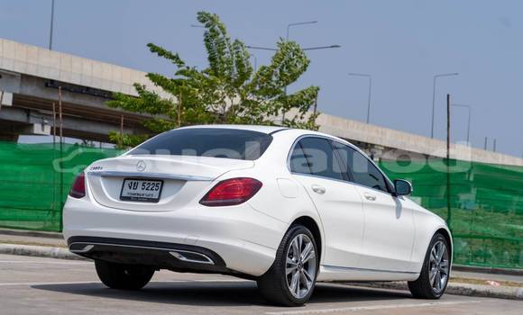 Buy Used Mercedes‒Benz C–Class White Car in Bangkok in Bangkok Buy Used Mercedes‒Benz C–Class White Car in Bangkok in Bangkok