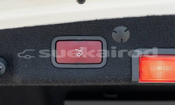 Buy Used Mercedes‒Benz C–Class White Car in Bangkok in Bangkok Buy Used Mercedes‒Benz C–Class White Car in Bangkok in Bangkok