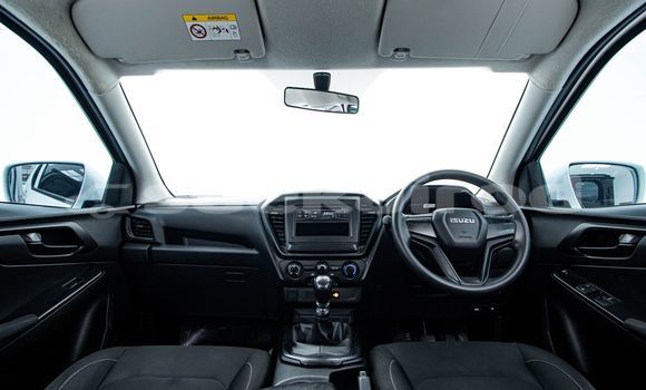 ซื้อ รถมือสอง Isuzu D-Max ขาว รถยนต์ ใน %{เมือง} ใน กรุงเทพมหานคร ซื้อ รถมือสอง Isuzu D-Max ขาว รถยนต์ ใน %{เมือง} ใน กรุงเทพมหานคร