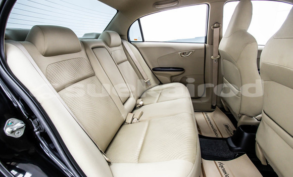 ซื้อ รถมือสอง Honda Brio สีดำ รถยนต์ ใน %{เมือง} ใน กรุงเทพมหานคร ซื้อ รถมือสอง Honda Brio สีดำ รถยนต์ ใน %{เมือง} ใน กรุงเทพมหานคร